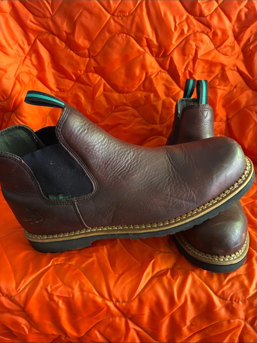 Georgia Boot reposhing this